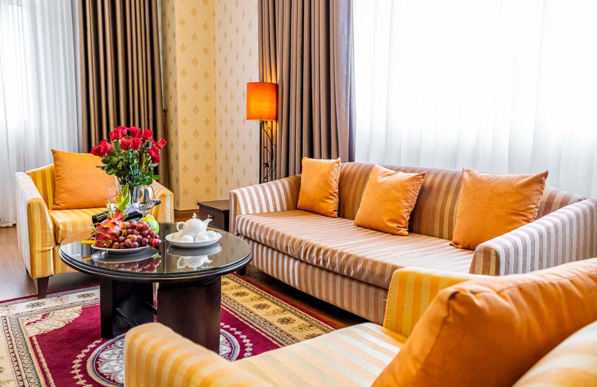 Hoang Son Peace Hotel Ninh Binh Buitenkant foto