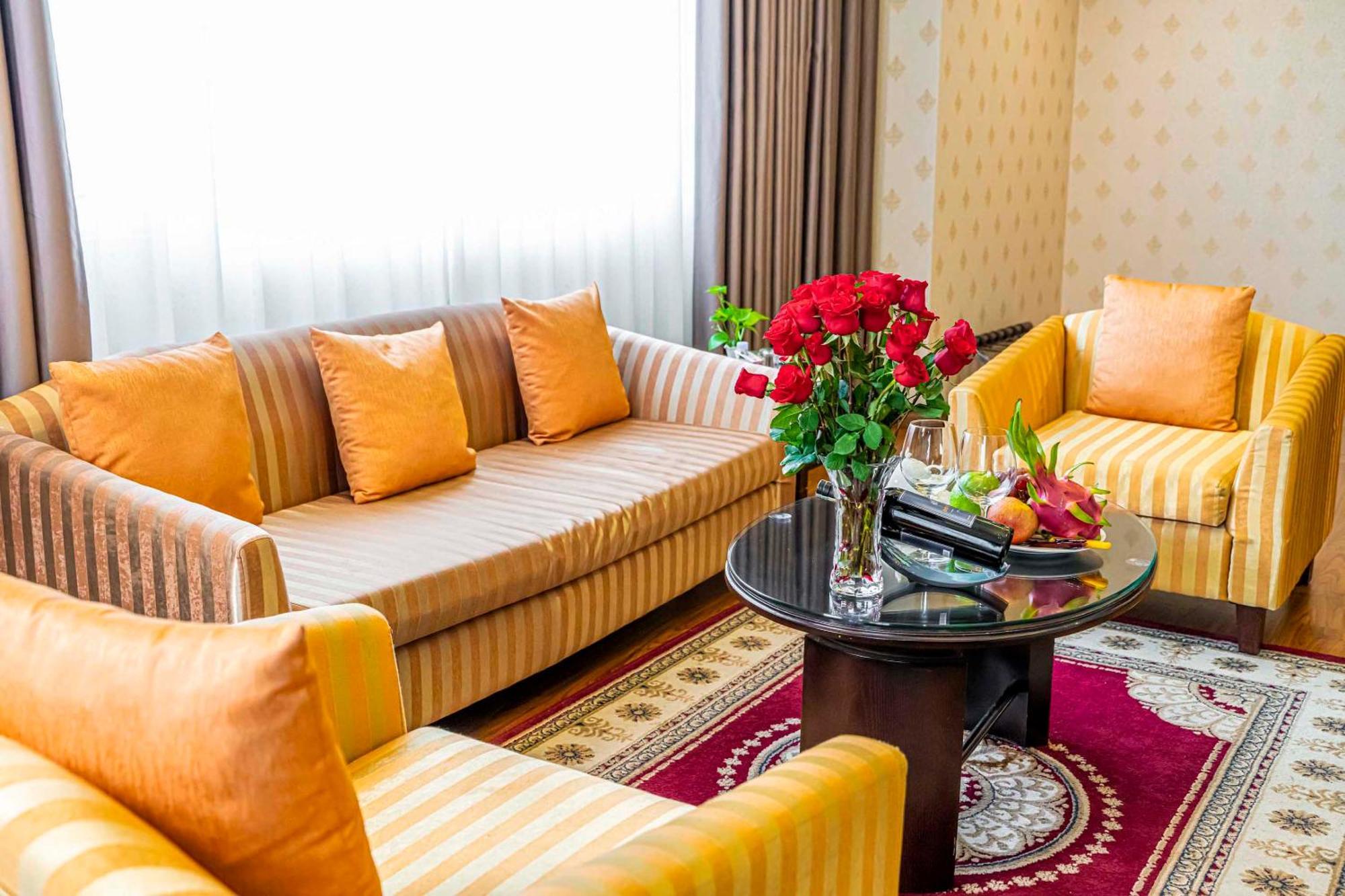 Hoang Son Peace Hotel Ninh Binh Buitenkant foto
